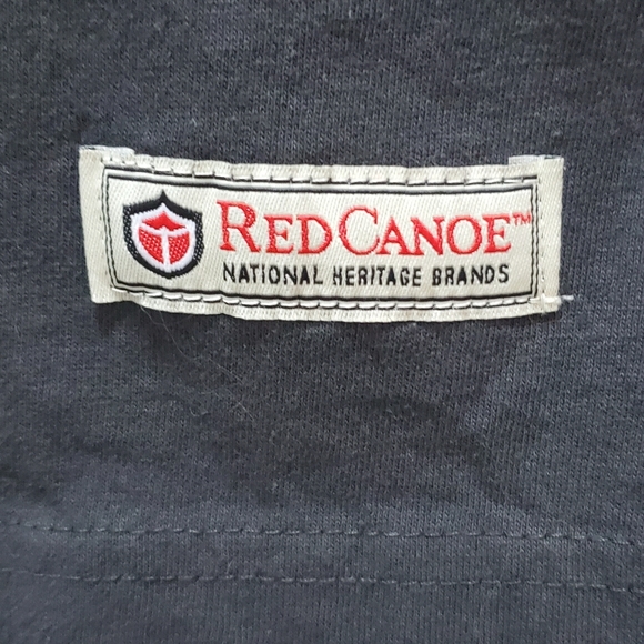 Red Canoe CBC (Canadian Broadcasting Corp) T-Shirt - Picture 3 of 4
